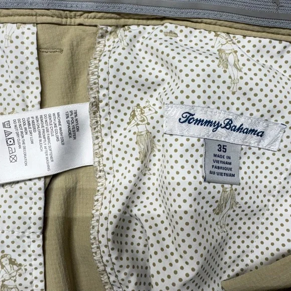 Tommy Bahama Chip Shot Island Zone 10” Short sz 35 Khaki - Picture 6 of 7